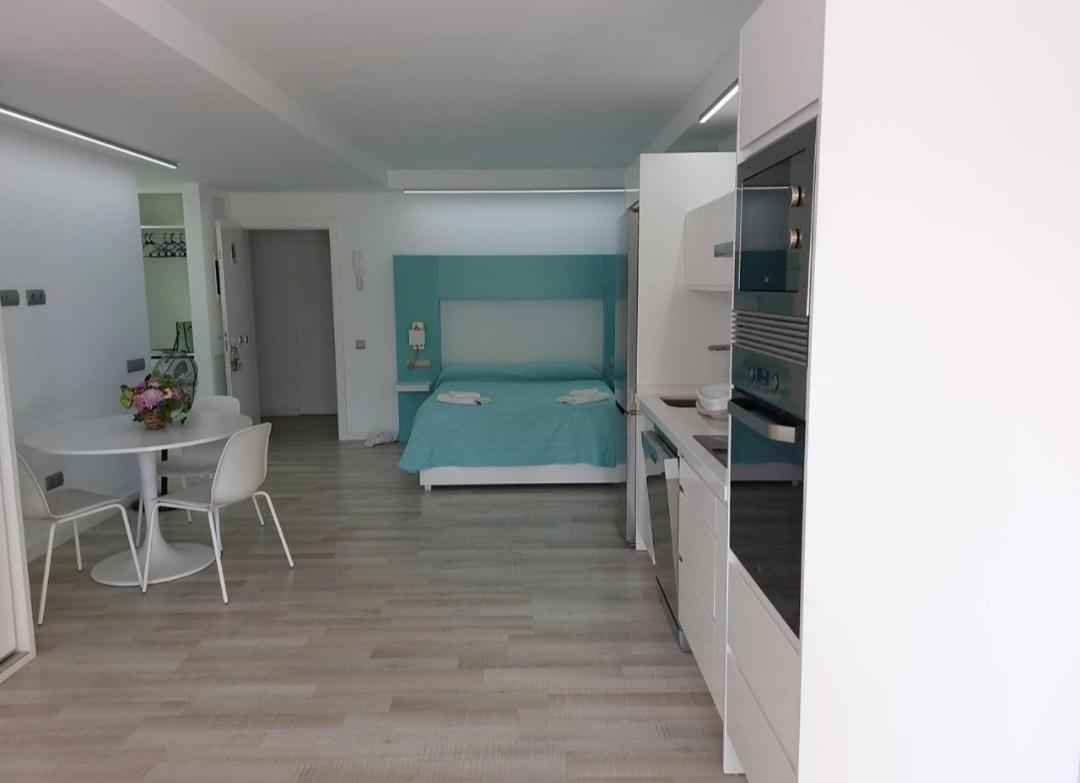 Apartamento Nuevo En Playa Del Aguila Maspalomas San Bartolome de Tirajana  Exterior photo